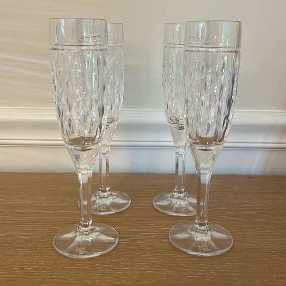 Ralph Lauren Fine Crystal Champagne Flute Aston Pattern - set of 4 - Picture 3 of 6